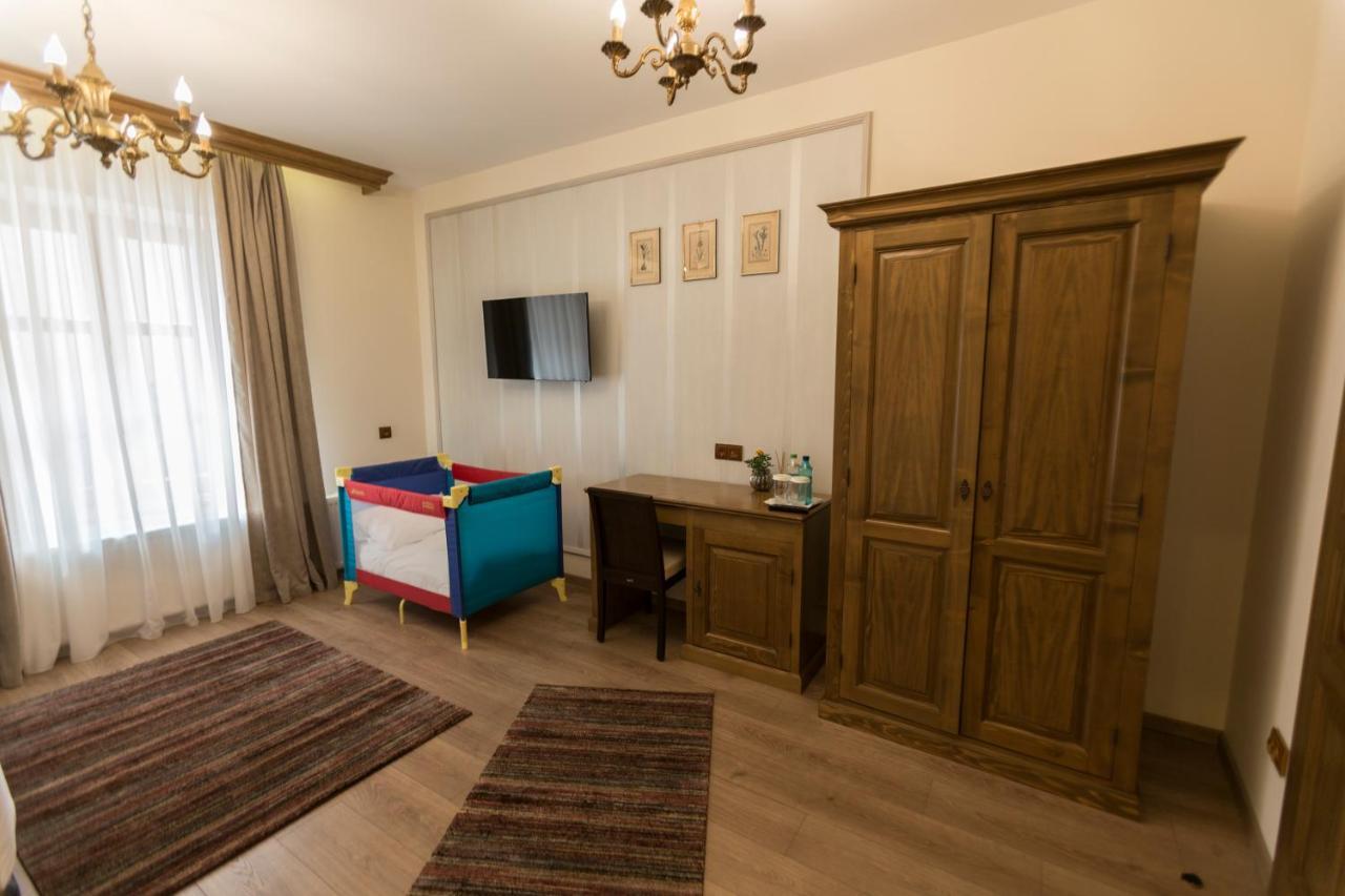 Pensiunea Kant Sibiu Exteriér fotografie
