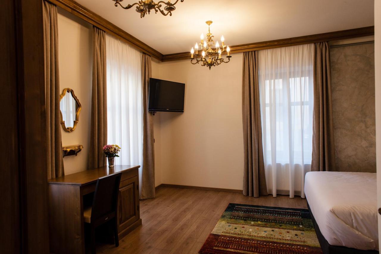 Hotel Pensiunea Kant Sibiu Exteriér fotografie